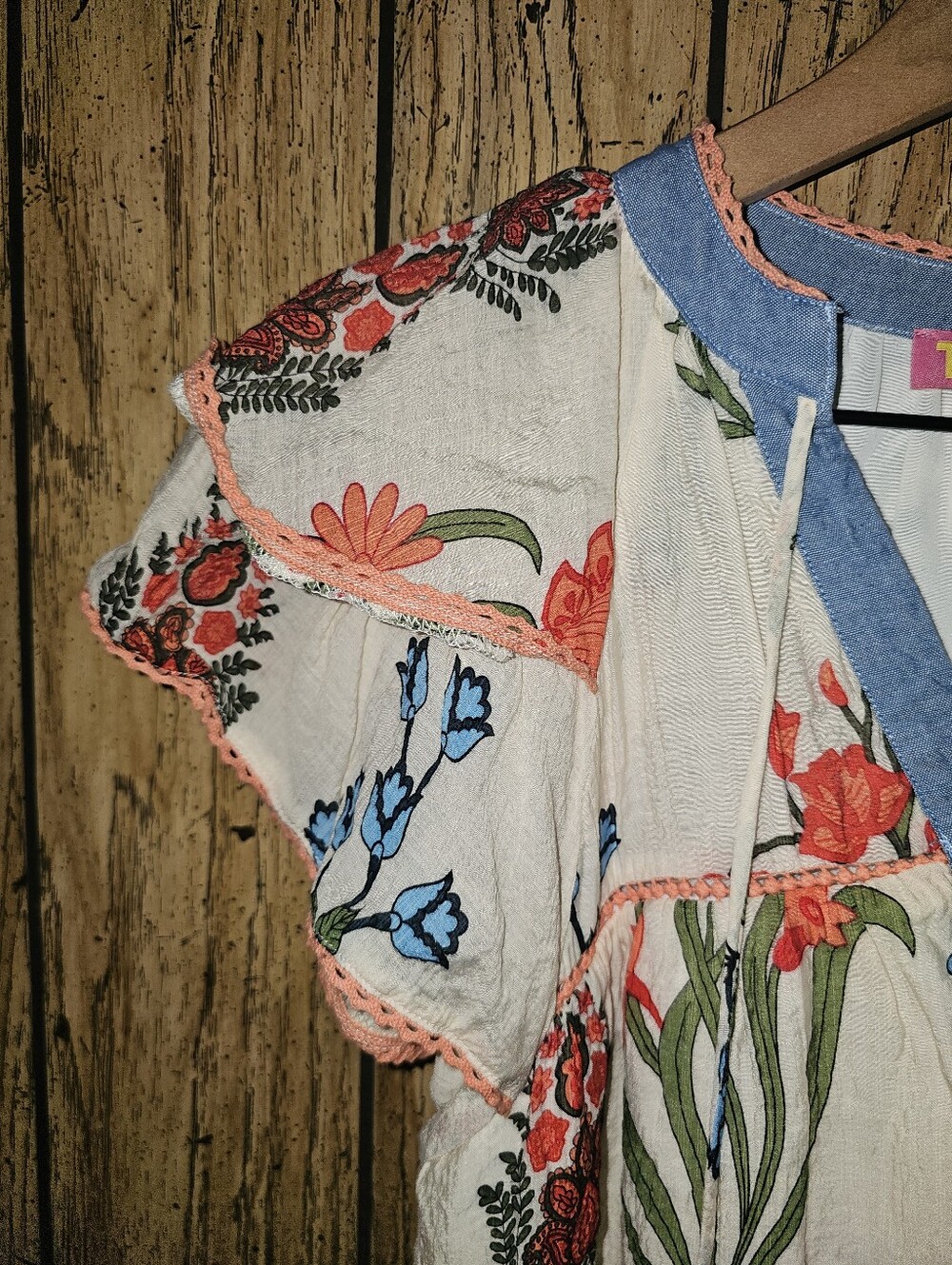 THML X ANTHROPOLOGIE Floral Tie Neck Flutter Sleeve Blouse - XS - Picture 4 of 7